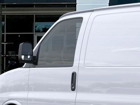 New 2026 Chevrolet Express 2500 image 12