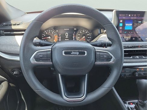 Used 2024 Jeep Compass Sport AWD/4WD image 19