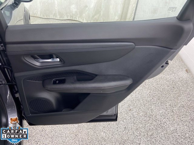 Used 2023 Nissan Ariya FWD image 21