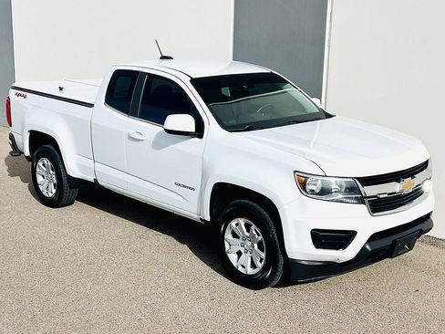 Used 2020 Chevrolet Colorado LT w/ Safety Package image 3
