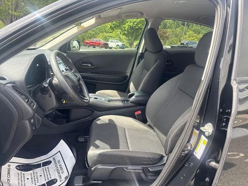 Used 2019 Honda HR-V LX image 14