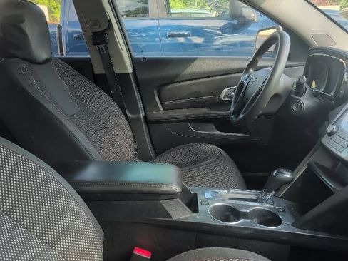 Used 2017 GMC Terrain SLE FWD image 5