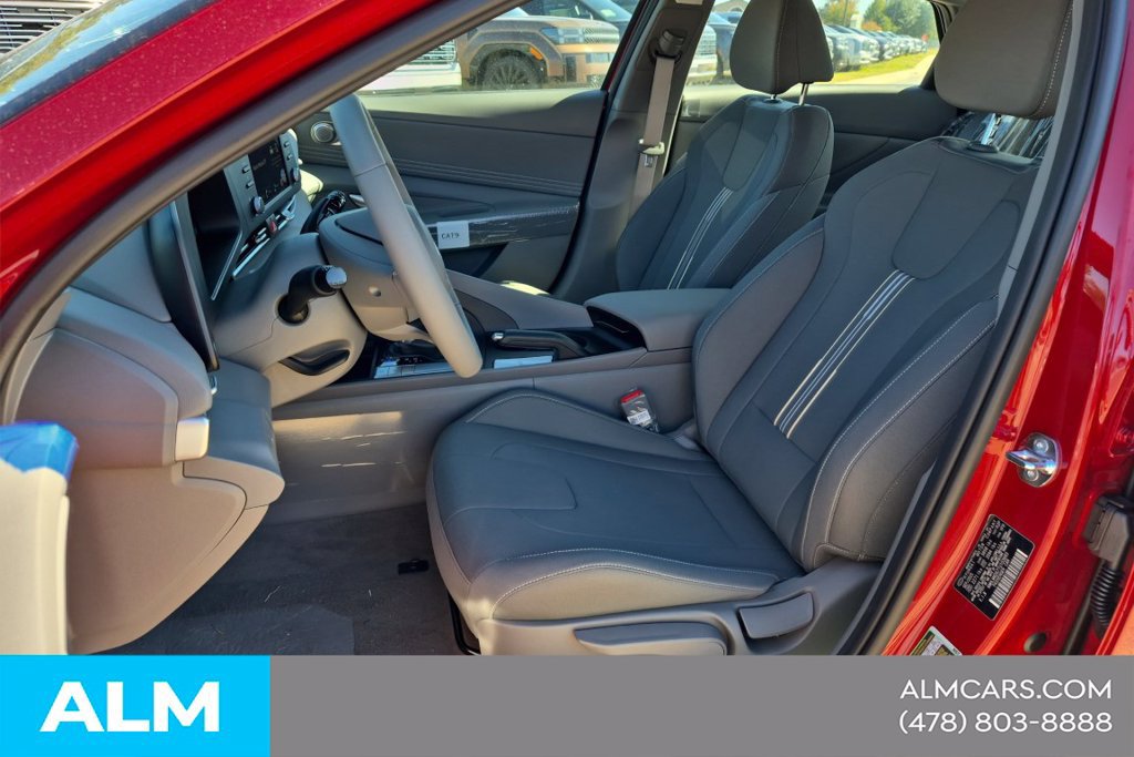 Used 2026 Hyundai Elantra Sport FWD image 15