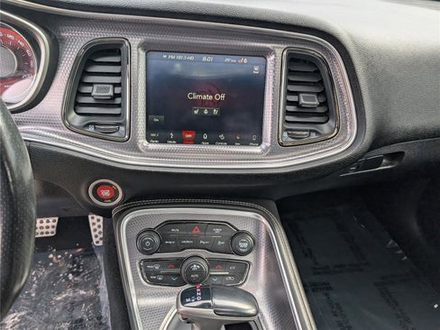 Used 2019 Dodge Challenger SRT Hellcat image 20
