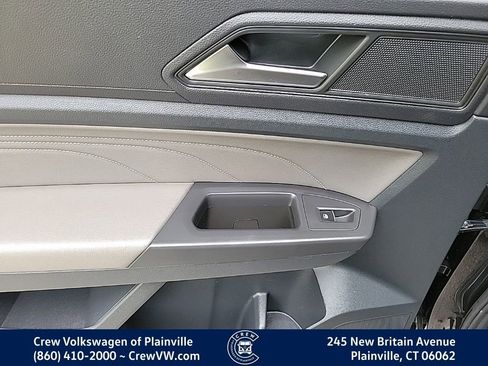 Certified 2022 Volkswagen Atlas SE w/ Panoramic Sunroof Package AWD/4WD image 50