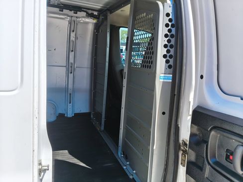 Used 2020 Chevrolet Express 2500 w/ Driver Convenience Package RWD image 18