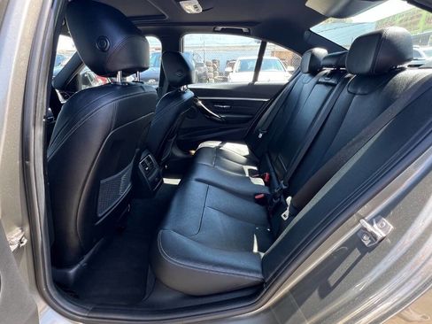 Used 2018 BMW 330e RWD image 21