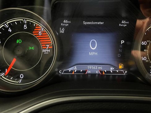 Used 2022 Jeep Cherokee Limited image 28