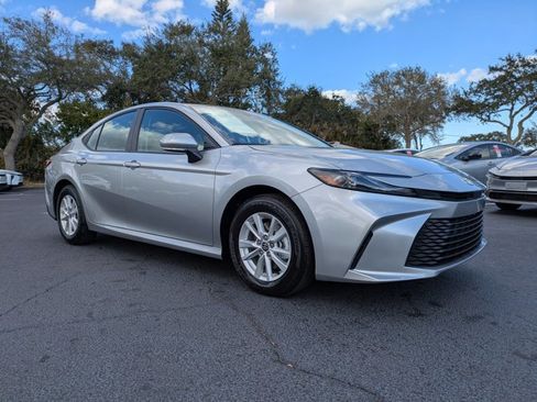 New 2026 Toyota Camry LE image 2