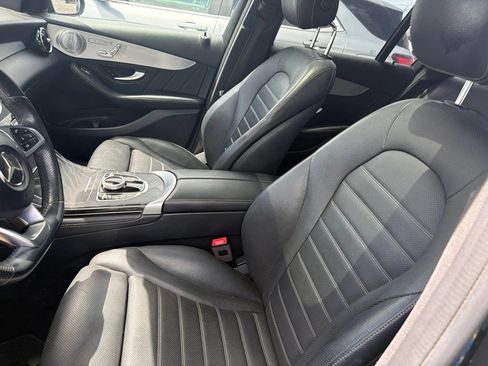 Used 2019 Mercedes-Benz GLC 300 image 9