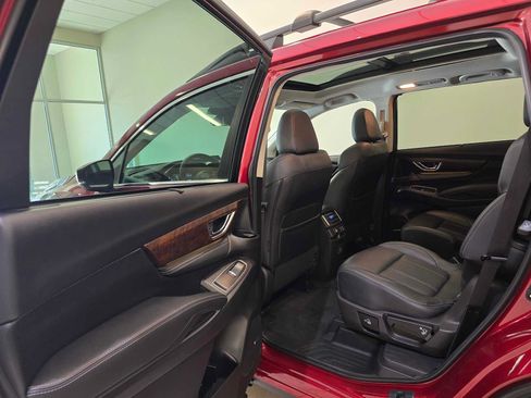 Used 2024 Subaru Ascent Touring AWD/4WD image 24