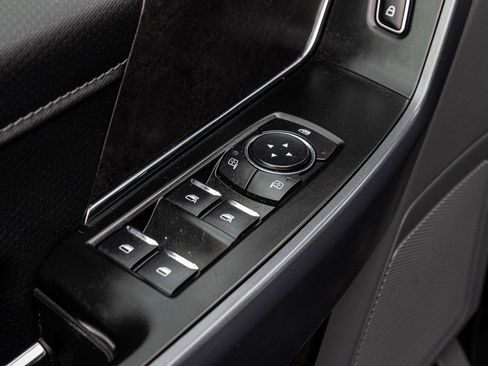 Used 2024 Ford F150 XLT image 12