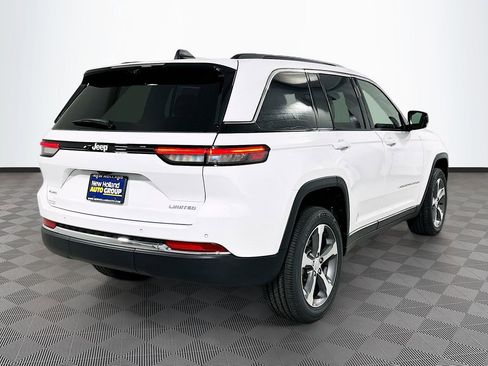 New 2025 Jeep Grand Cherokee Limited w/ Luxury Tech Group II AWD/4WD image 5