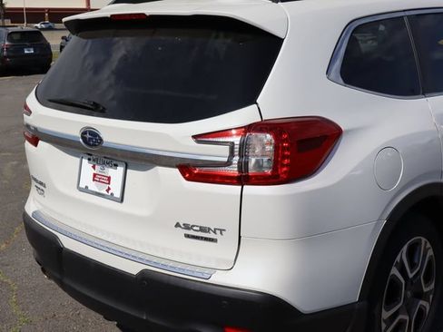 Used 2025 Subaru Ascent Limited w/ Popular Package #1 AWD/4WD image 13