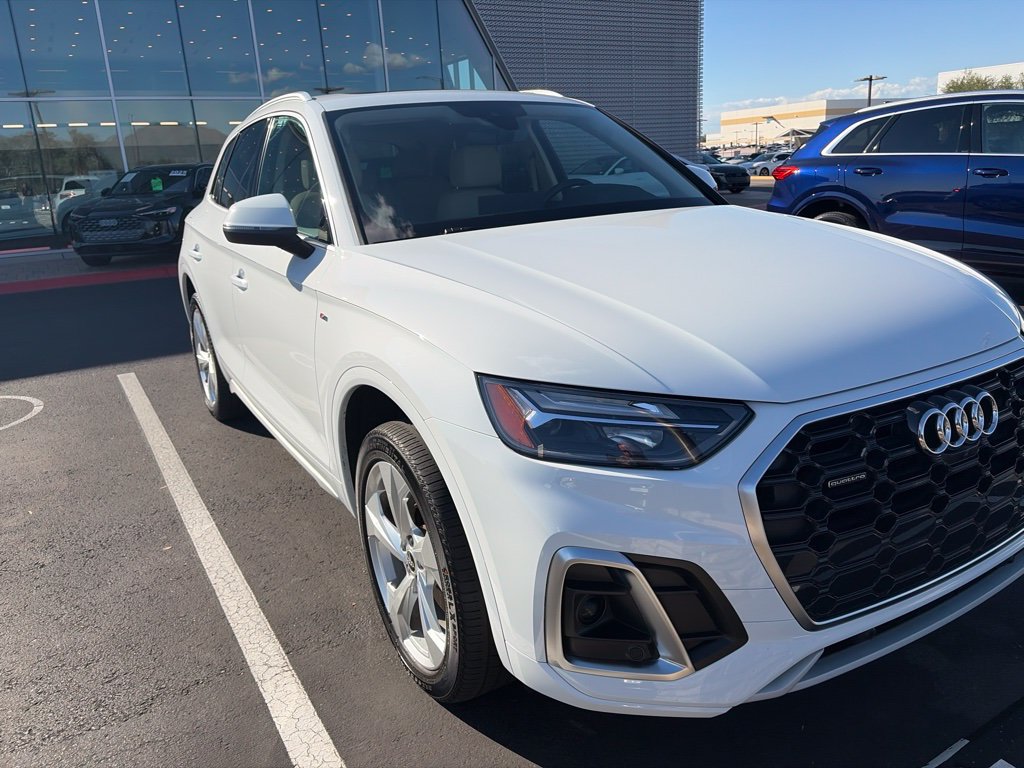 Used 2023 Audi Q5 2.0T Premium Plus AWD/4WD image 3