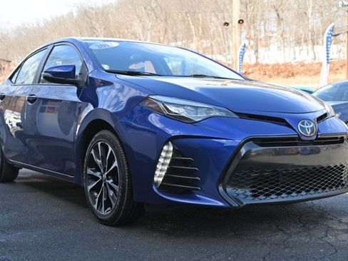 Used 2017 Toyota Corolla SE w/ Carpet Mat Package (TMS) image 7