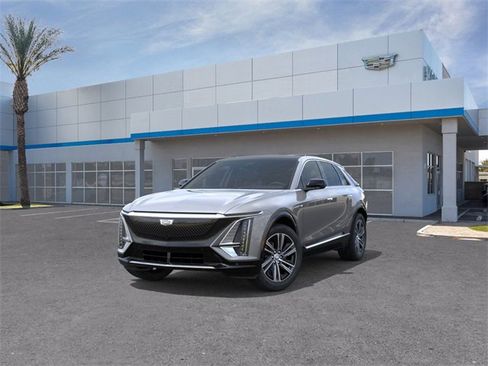 Used 2026 Cadillac Lyriq Luxury image 8