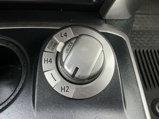 Used 2021 Toyota 4Runner SR5 Premium w/ Moonroof Package AWD/4WD image 28
