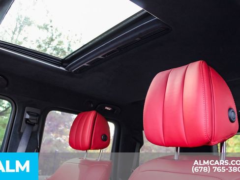 Used 2024 Mercedes-Benz G 550 image 21