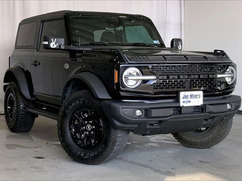 Used 2022 Ford Bronco Wildtrak image 1