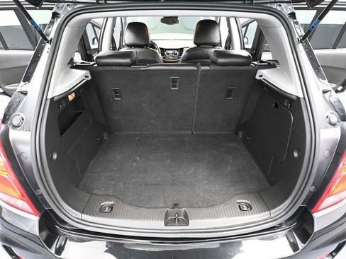 Used 2019 Chevrolet Trax LT w/ LT Convenience Package image 33