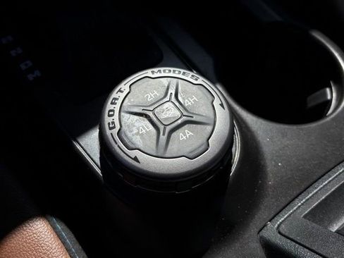 Used 2023 Ford Bronco Outer Banks w/ Sasquatch Package image 24