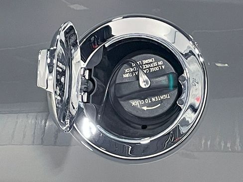 Used 2023 Dodge Challenger R/T image 14