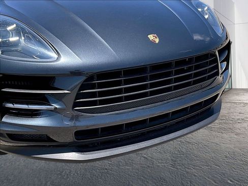 Certified 2020 Porsche Macan S AWD/4WD image 20