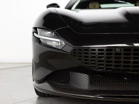 Certified 2021 Ferrari Roma image 20