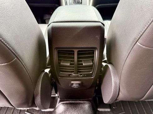 Used 2013 Ford Escape SEL AWD/4WD image 30