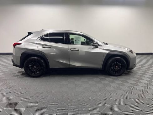 Used 2019 Lexus UX 200 w/ Accessory Package 2 FWD image 4