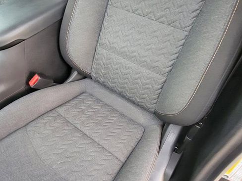 Used 2022 Chevrolet Equinox LT FWD image 17