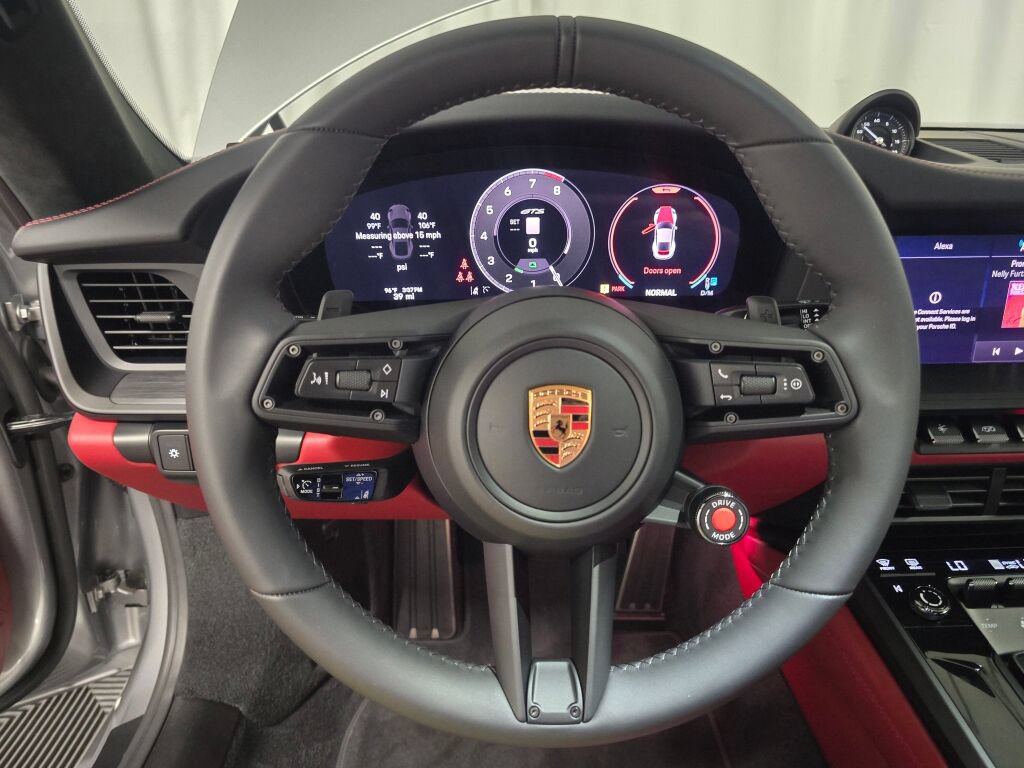 Used 2026 Porsche 911 Carrera 4 GTS AWD/4WD image 15