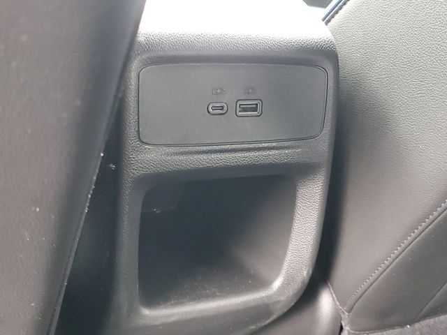 Certified 2024 Buick Envista Sport Touring w/ Convenience I Package FWD image 11