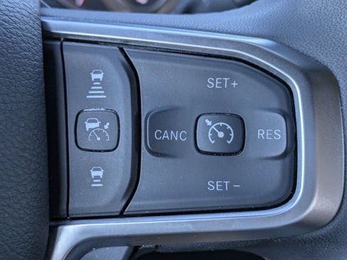 Used 2026 RAM 2500 Big Horn AWD/4WD image 31