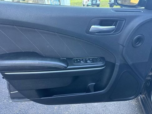 Certified 2022 Dodge Charger SXT w/ Cold Weather Package image 12