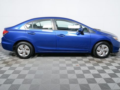 Used 2015 Honda Civic LX image 4