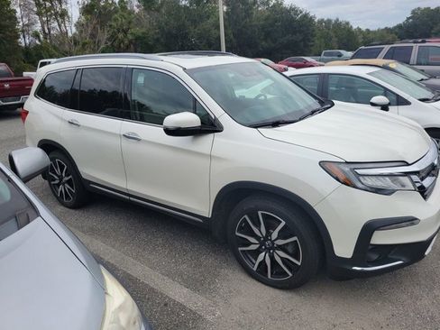 Used 2019 Honda Pilot Elite image 3
