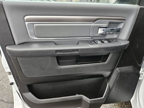 Used 2023 RAM 1500 Classic SLT AWD/4WD image 24