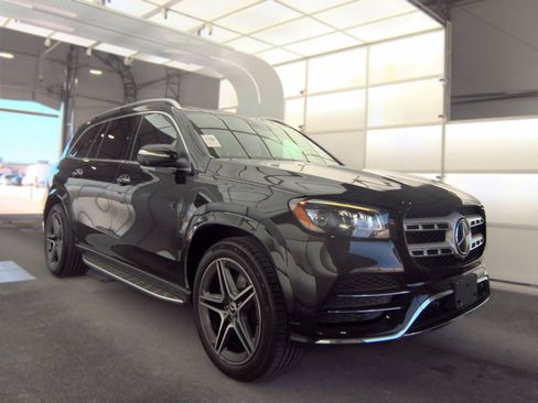 Used 2020 Mercedes-Benz GLS 580 4MATIC image 2