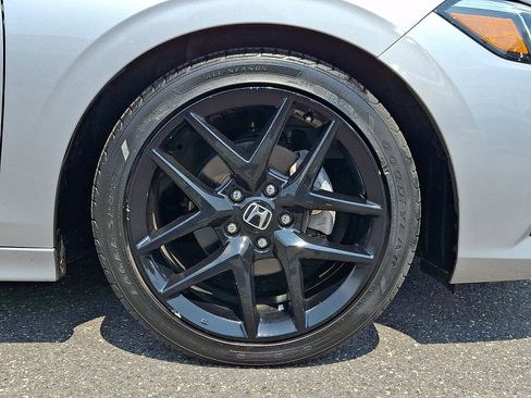Used 2023 Honda Civic Sport image 8