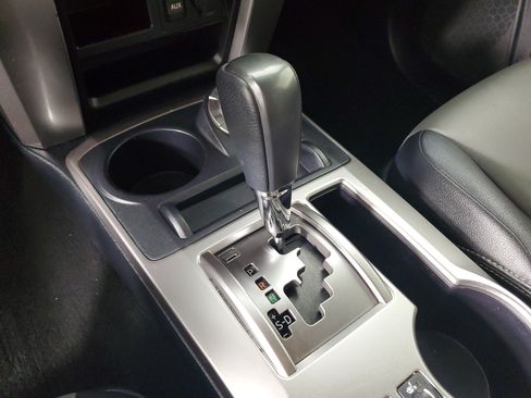 Used 2019 Toyota 4Runner SR5 Premium AWD/4WD image 19