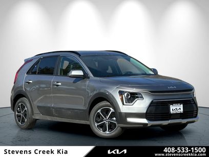 New 2025 Kia Niro EX