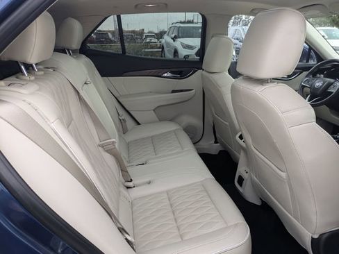 Used 2023 Buick Envision Avenir image 30