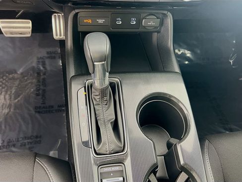 Used 2025 Honda Civic Sport image 17