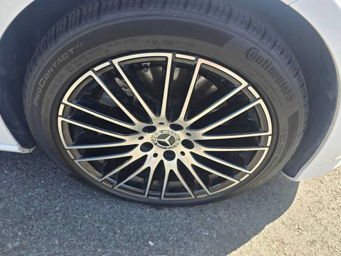 Used 2023 Mercedes-Benz C 300 Sedan image 9