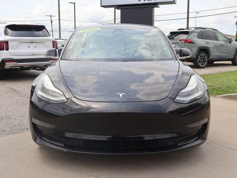 Used 2020 Tesla Model 3 Long Range AWD/4WD image 2