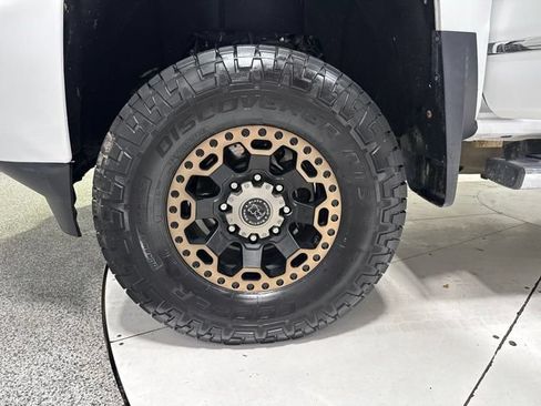Used 2017 Chevrolet Silverado 2500 High Country w/ Duramax Plus Package AWD/4WD image 9