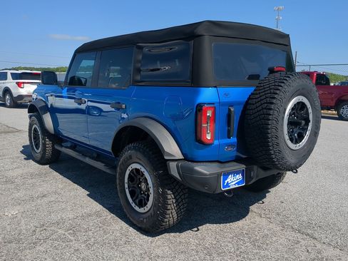 Certified 2023 Ford Bronco Badlands w/ Sasquatch Package AWD/4WD image 5