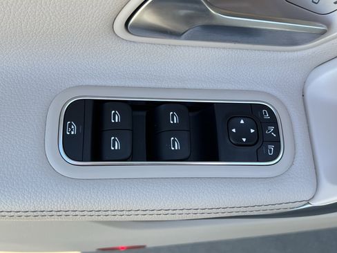 Certified 2025 Mercedes-Benz CLA 250 4MATIC image 15